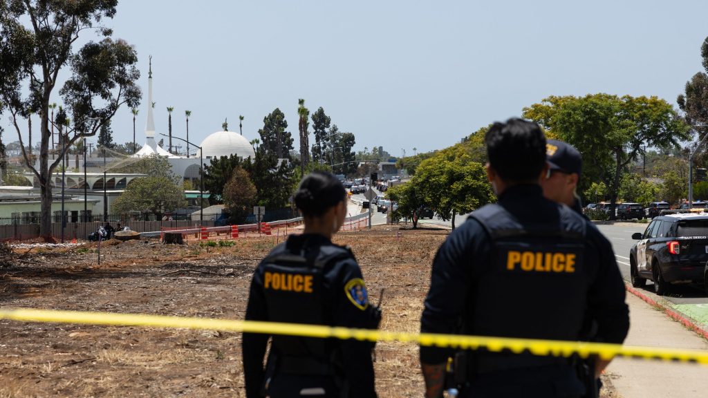 FBI investiga ataque mortal en mezquita de San Diego como crimen de odio: 3 muertos y 2 sospechosos hallados sin vida