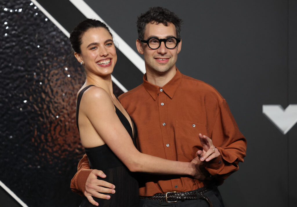 Jack Antonoff y Margaret Qualley se separan: ella reaparece en público por primera vez tras la ruptura
