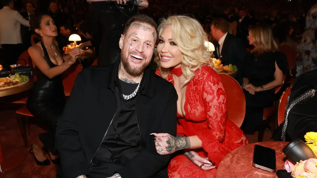 Jelly Roll y Bunnie XO finalizan su divorcio: se reparten avión, casas y propiedades intelectuales