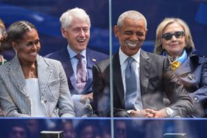 Obama Presidential Center abre en Chicago con gran ceremonia: celebridades y líderes llenan Midway Plaisance