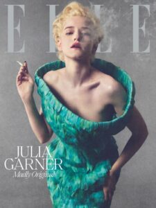 Julia Garner fuma en Balenciaga Couture: su portada de ELLE octubre la convierte en la imagen del otoño 2026